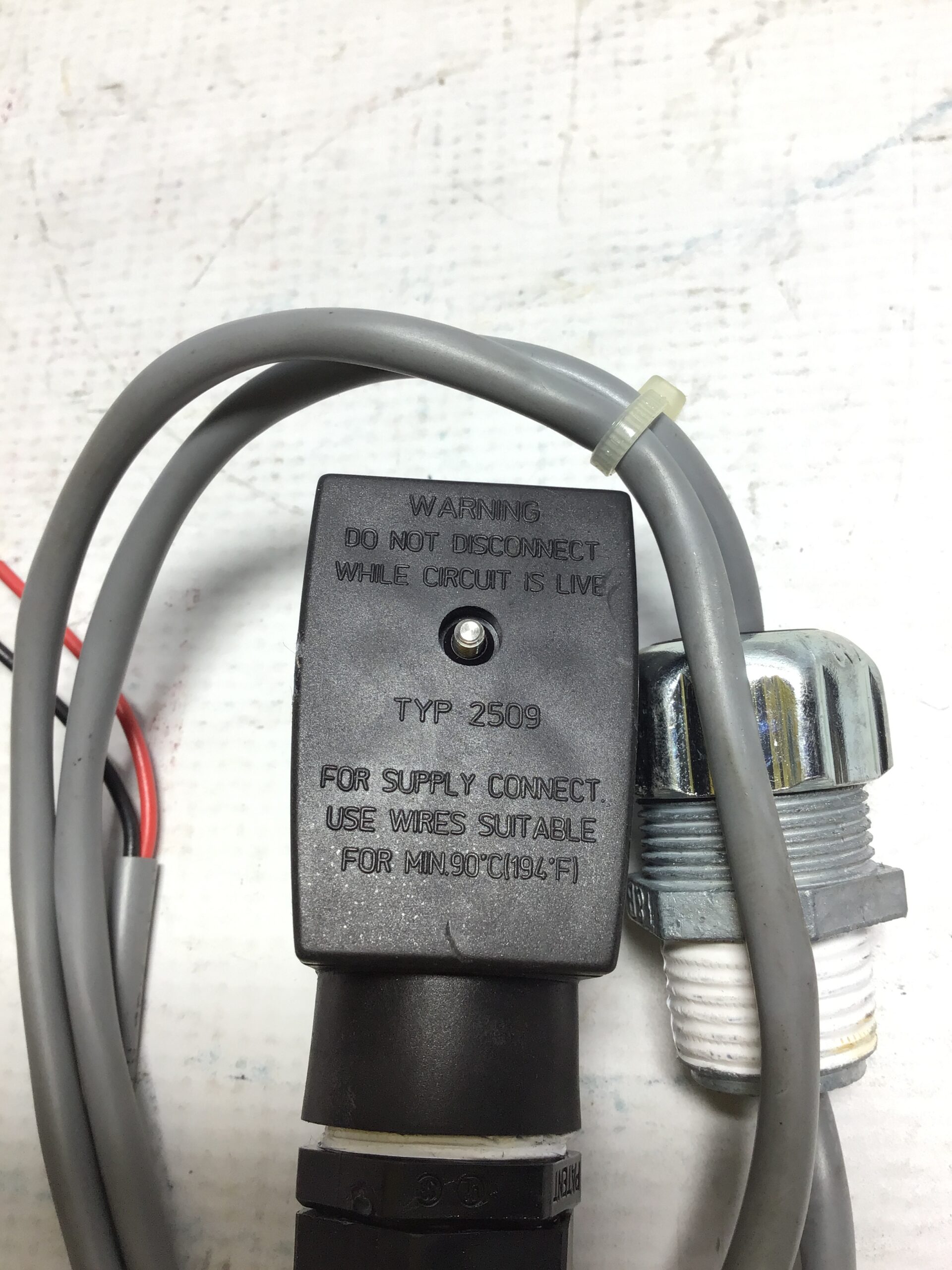 Burkert 98104938 2-Stage Preset Valve 3/8"NPT - Image 3