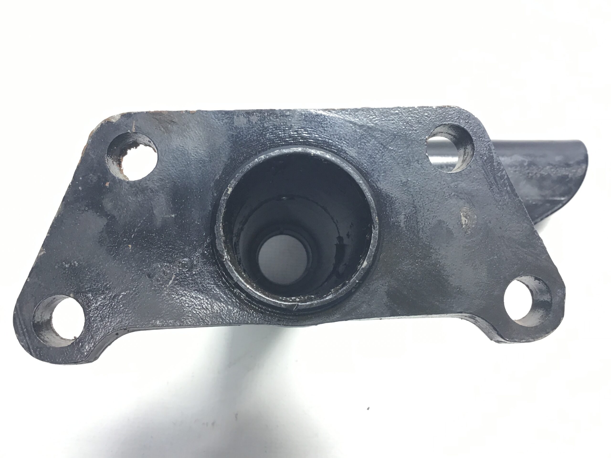 Meritor C35 3299Q6257 Air Brake Chamber Bracket AY-BKT-CHMBR 92° OEM - Image 2