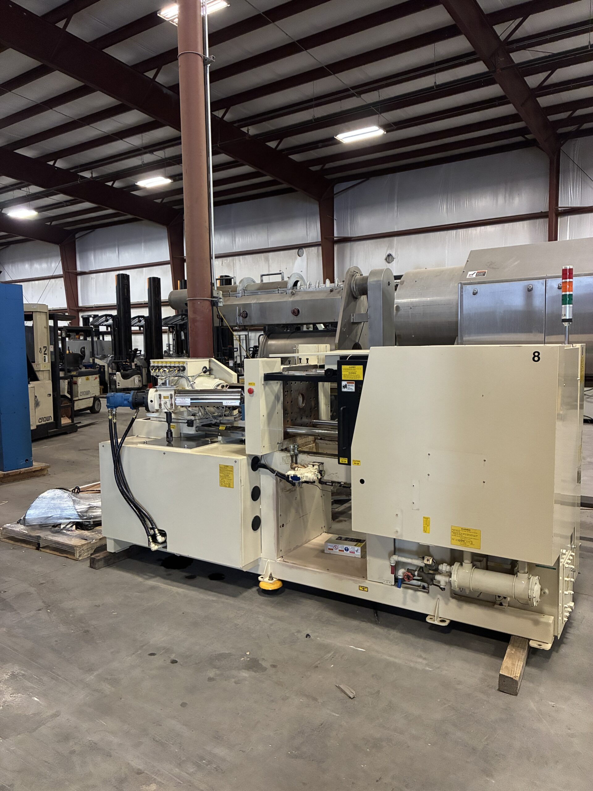 Sodick TR50S2 50 Ton Horizontal Plastic Injection Molding Machine w/ Picker - Image 2