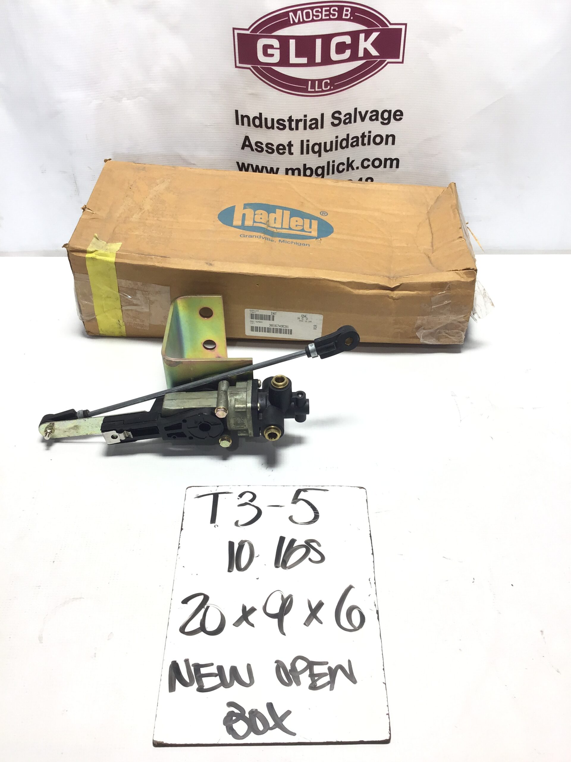 Hadley Style Height Control Valve 3816749C91 Air Suspension Leveling Valve - Image 10