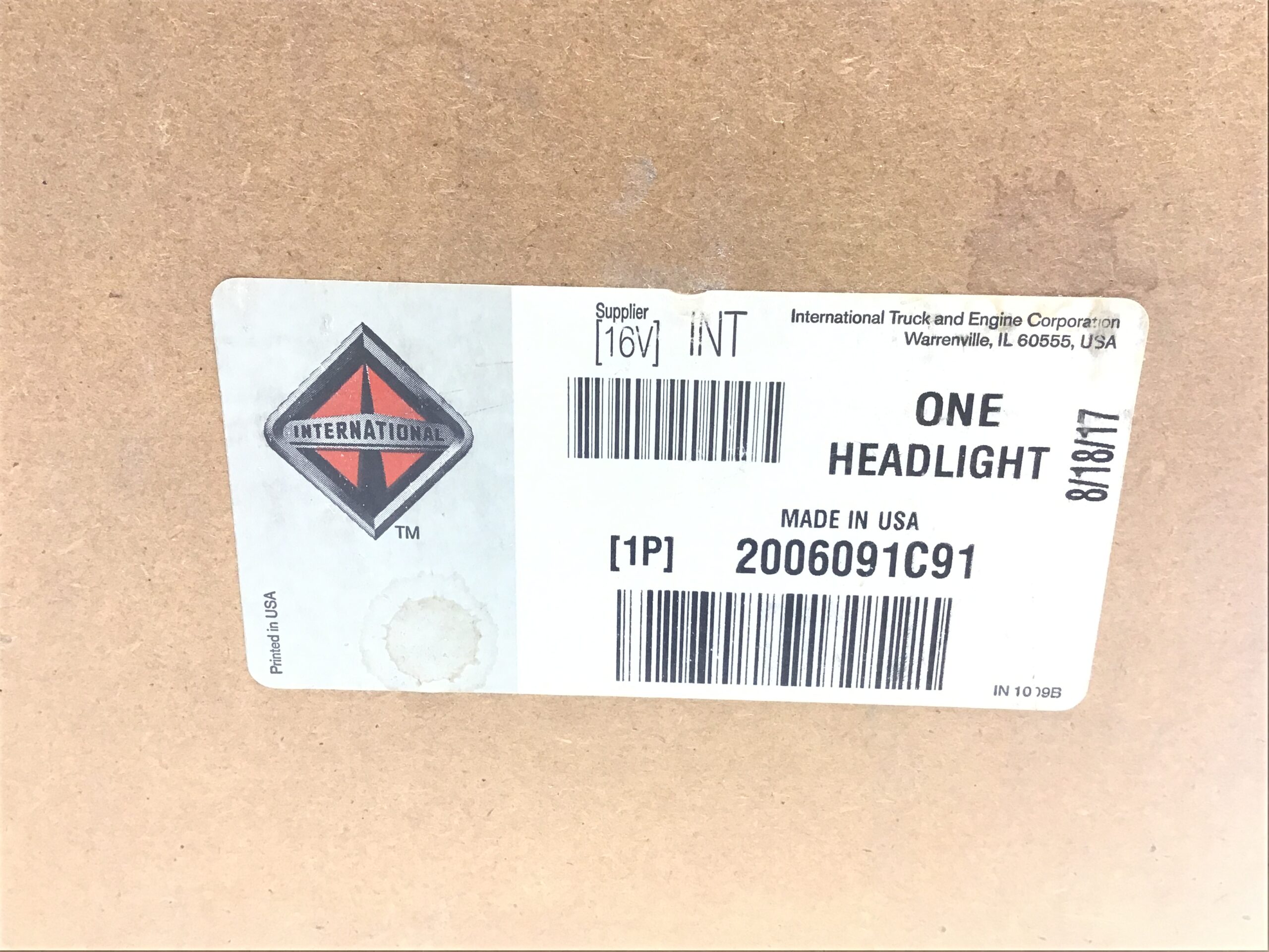 International 2006091C91 Sealed Beam Halogen Headlight - Image 2