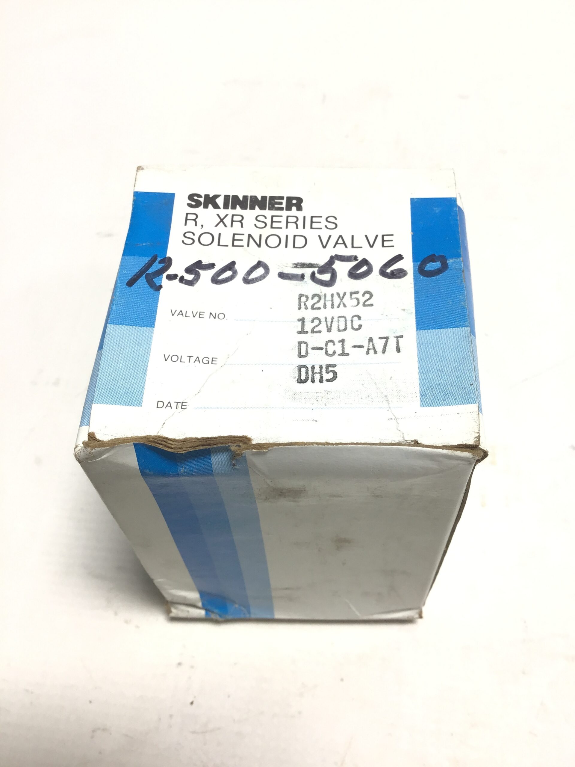 Skinner R2HX52 Solenoid Valve 1/4" - Image 3