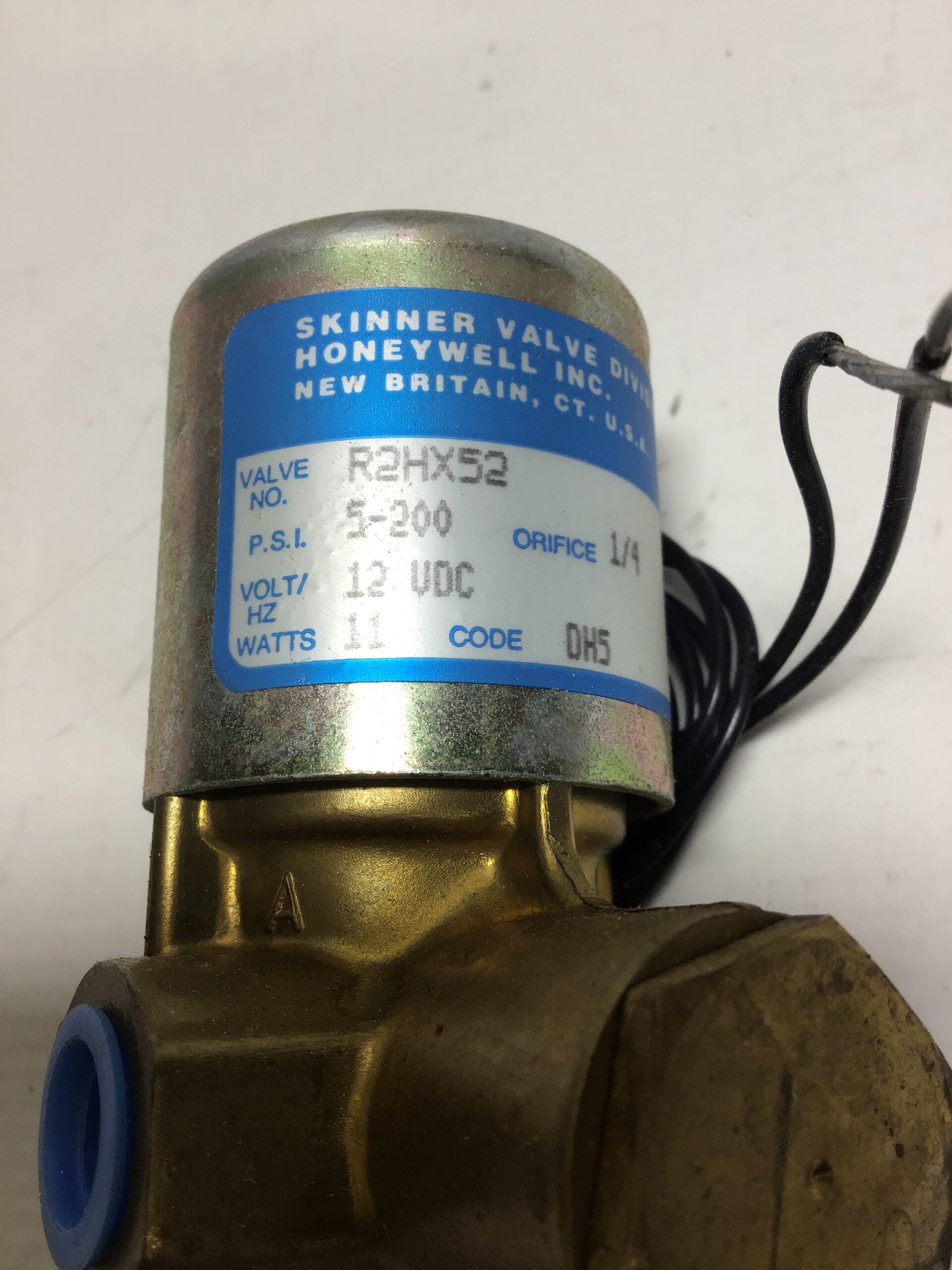 Skinner R2HX52 Solenoid Valve 1/4" - Image 5
