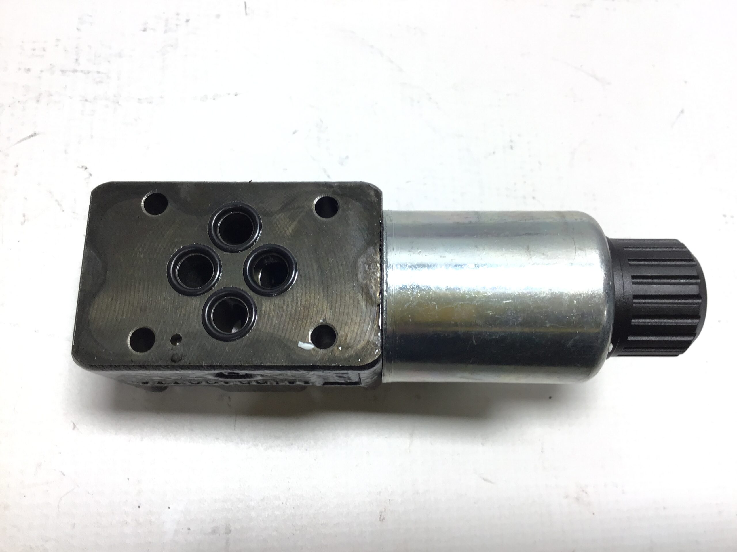 DANA Brevini AD3E16EM 3 Hydraulic Solenoid Directional Control Valve M82101020A - Image 5