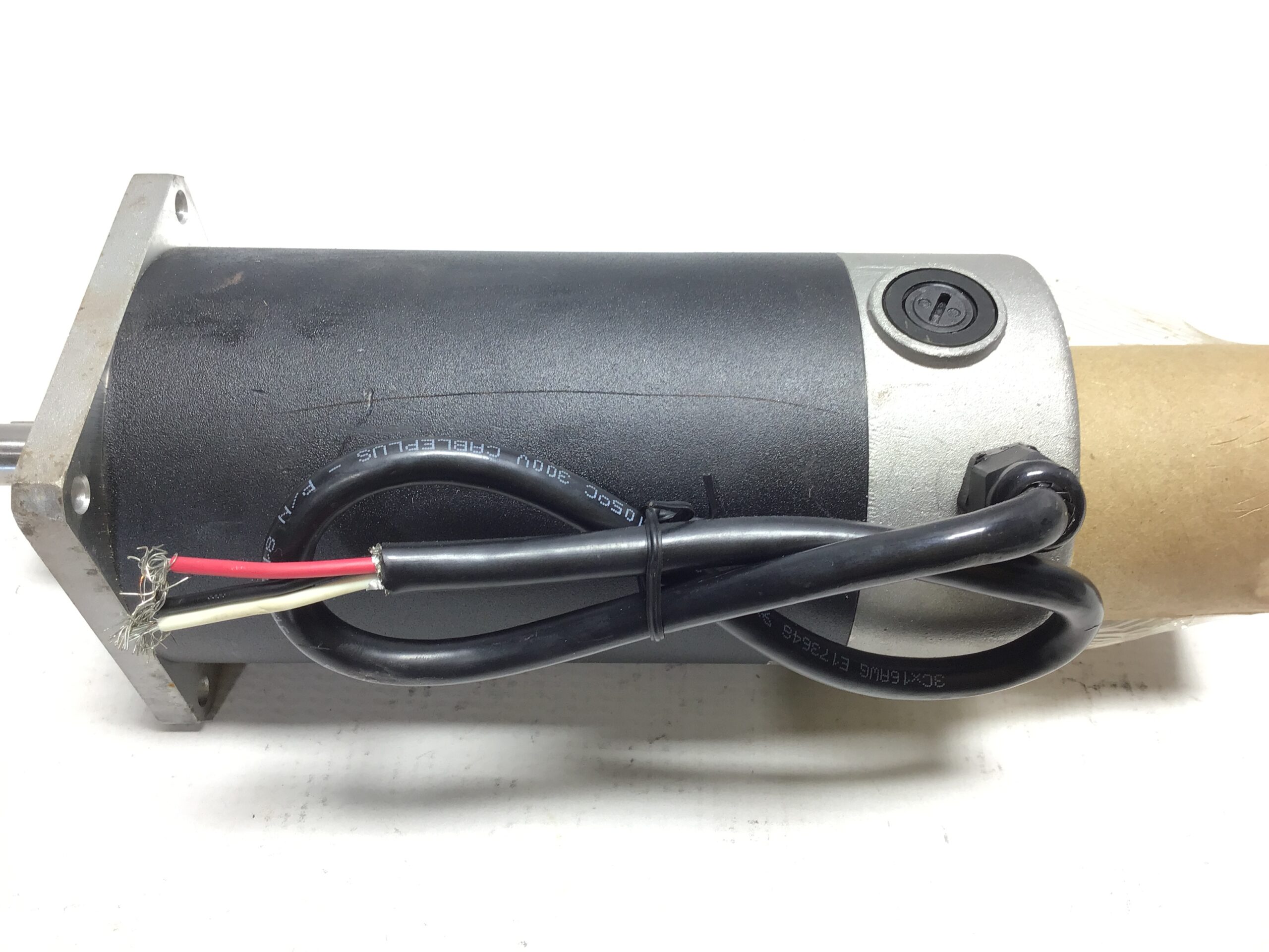 AMETEK Pittman ID33003 DC Servo Motor 90V 4800 RPM 10.60 lb-in 7.60A - Image 2
