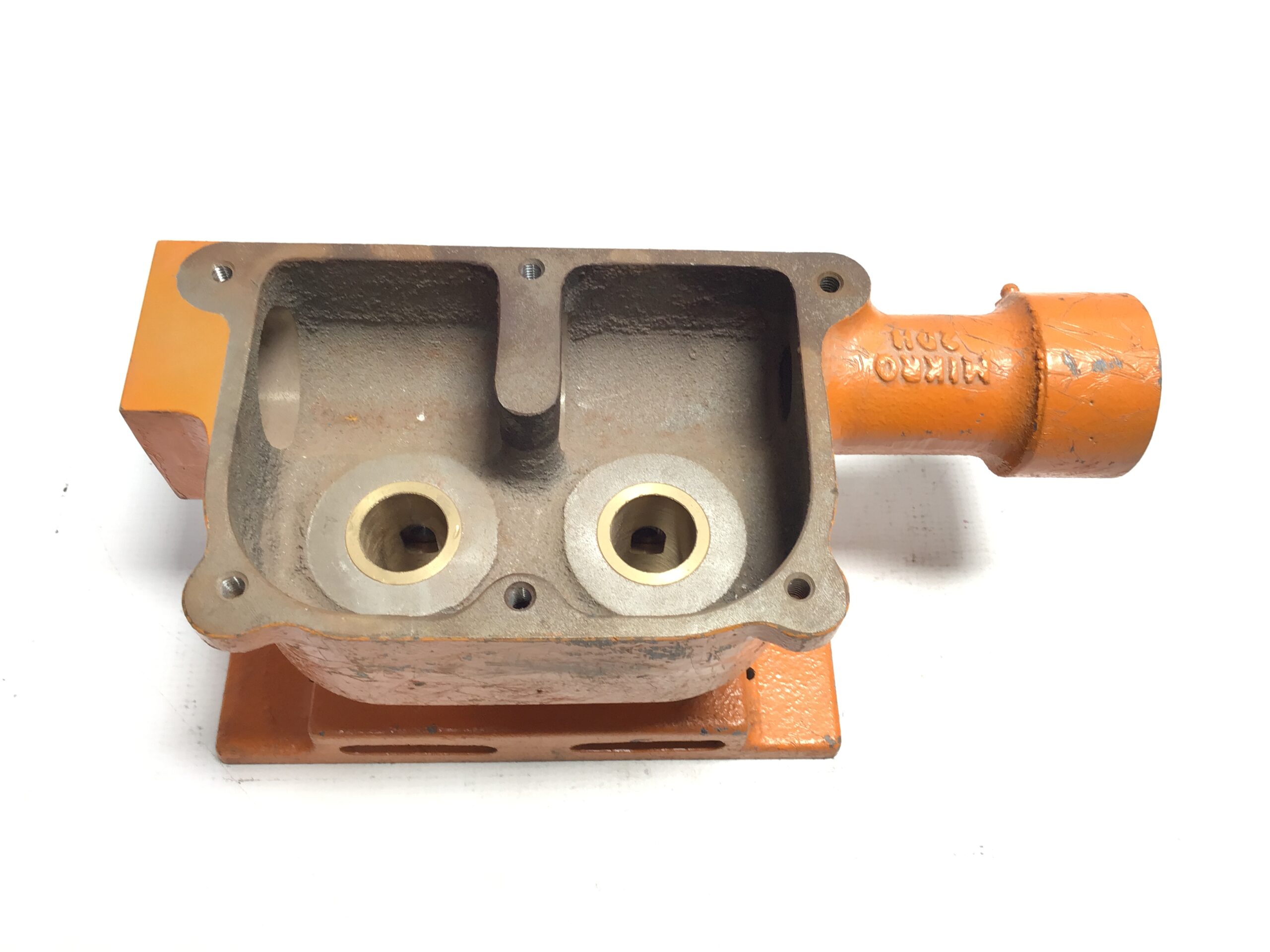 Mikro 2DH Cast Iron Feeder Housing