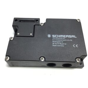 Schmersal AZM161SK-12/03RKA-024 Solenoid Interlock Safety Switch 4 A