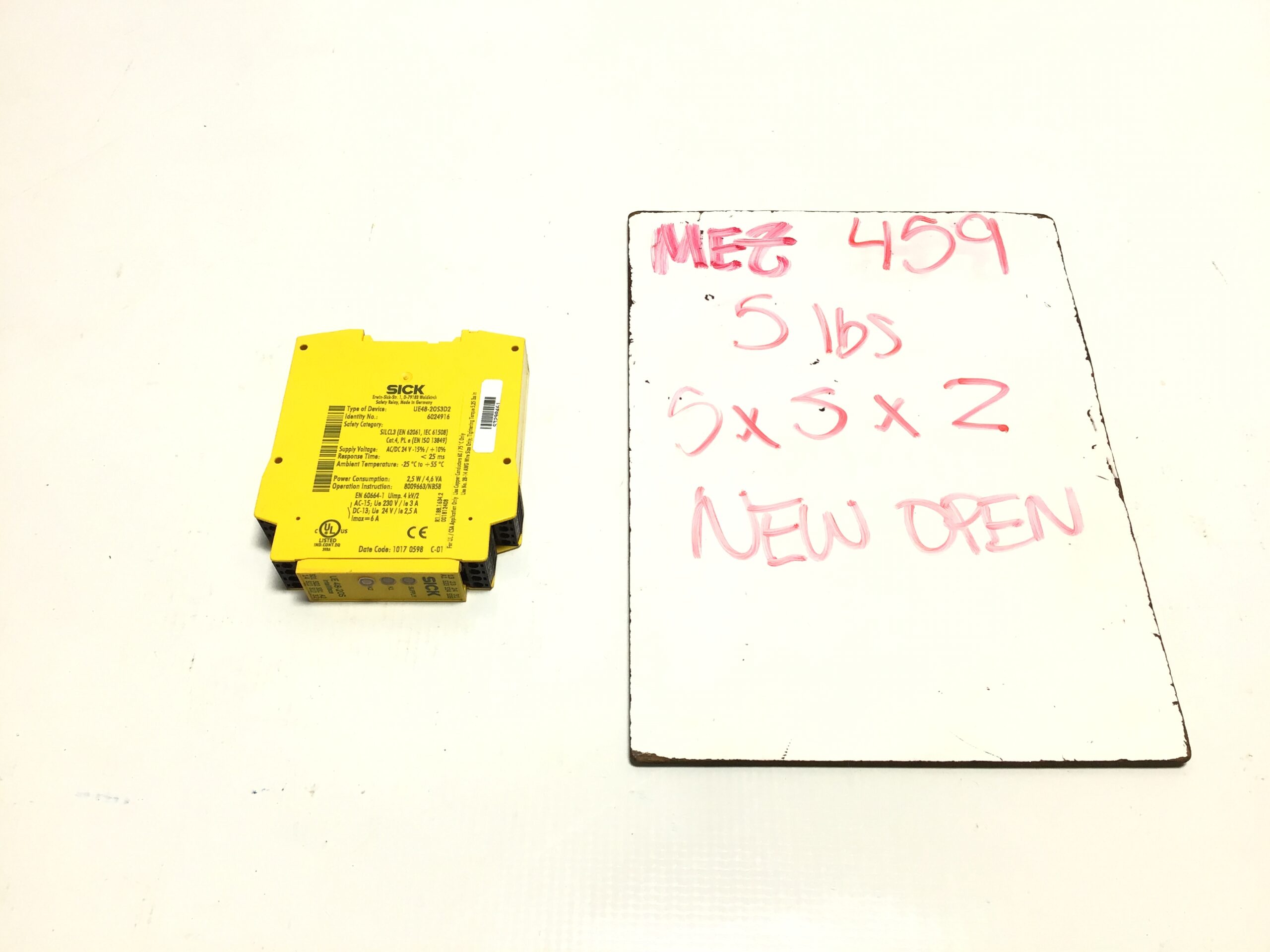 Sick UE48-20S3D2 Safety Relay