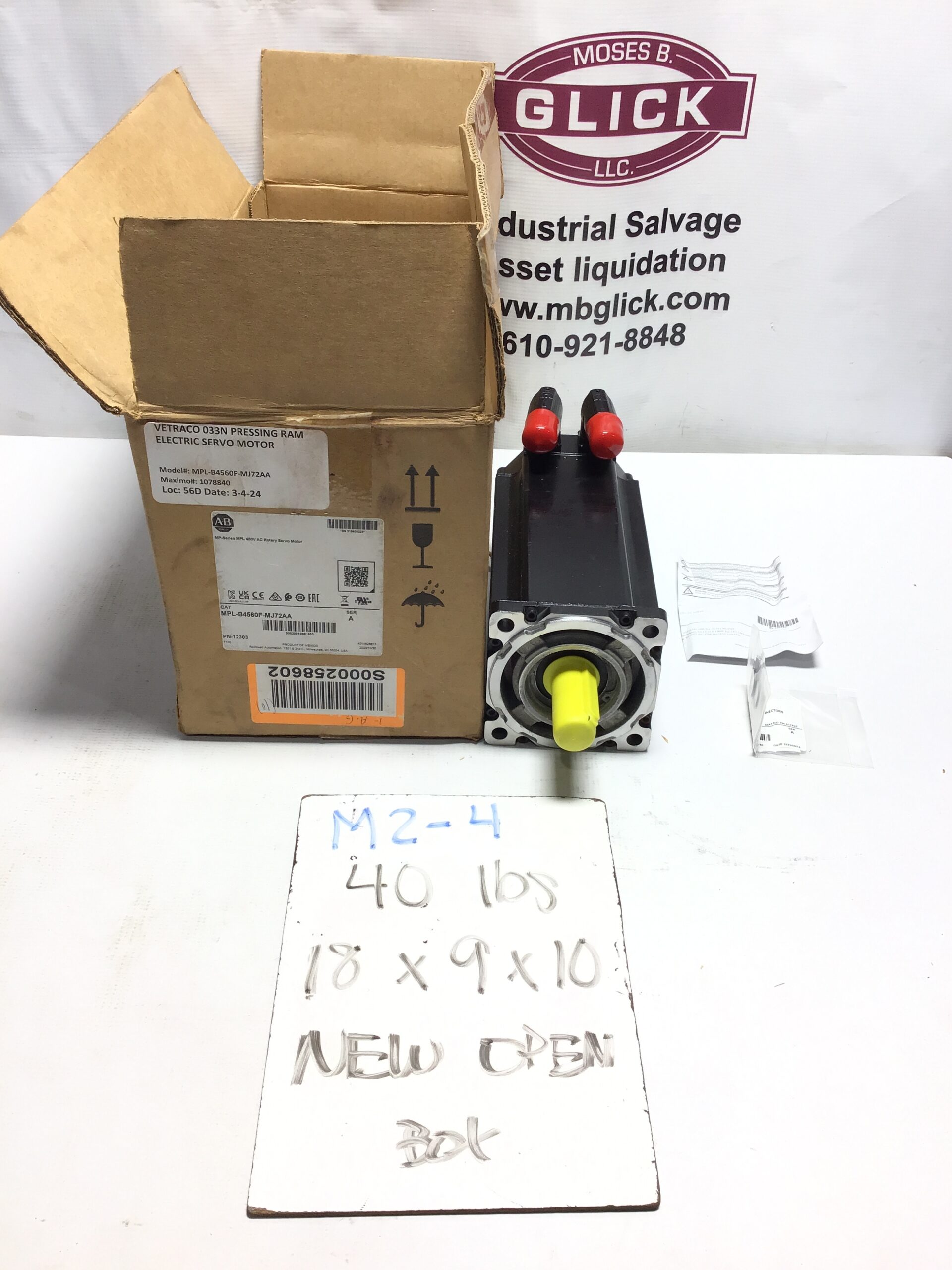 Allen-Bradley MPL-B4560F-MJ72AA A-Series 3PH 460V AC Servo Motor